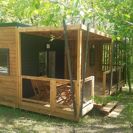 La Clairiere - Ecolieu De Vacances Lamothe-Fenelon Экстерьер фото