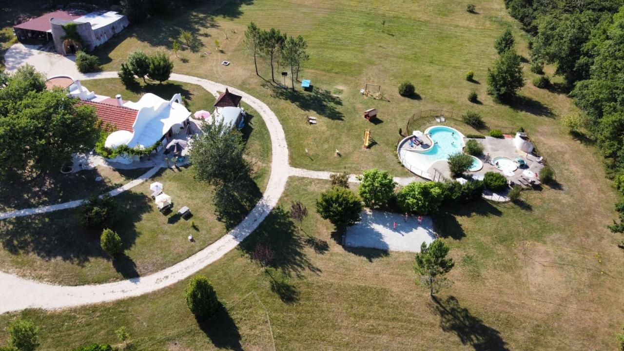 La Clairiere - Ecolieu De Vacances Lamothe-Fenelon Экстерьер фото